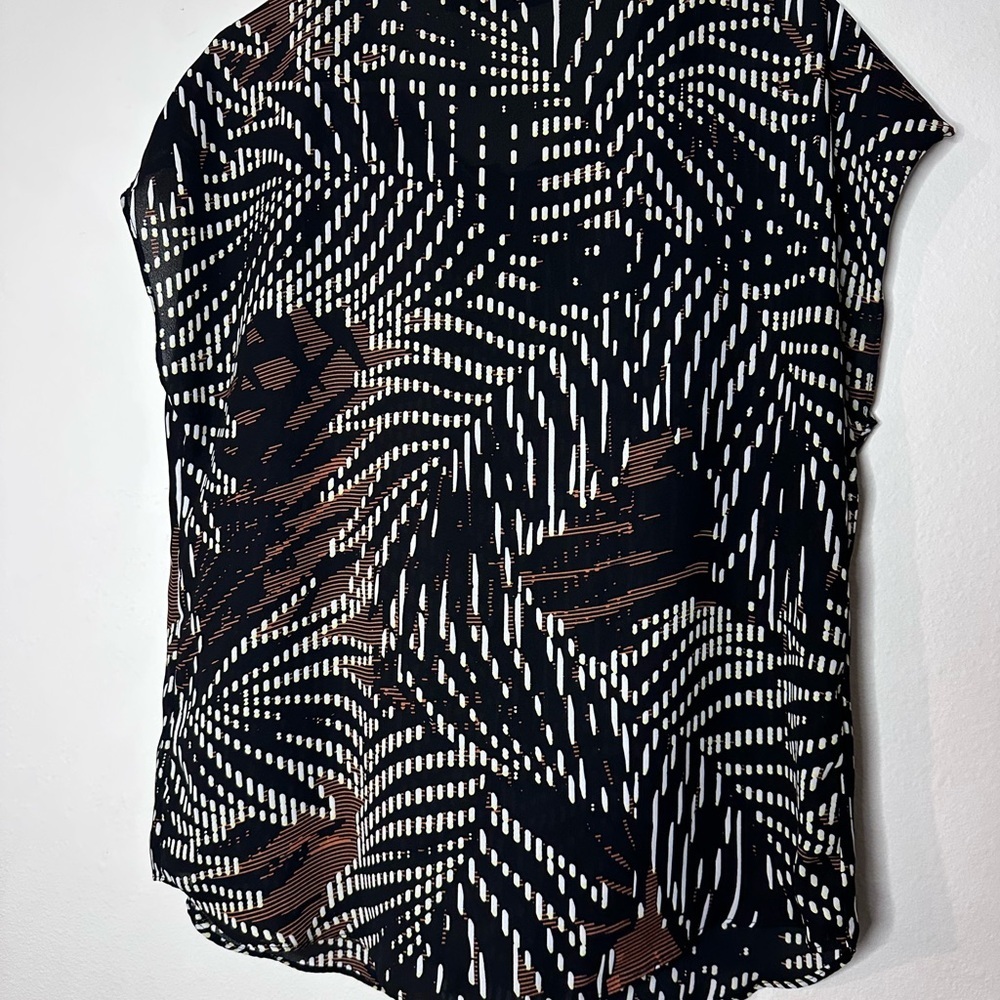 Apt. 9 Black and Brown Patterned Blouse - Picture 3 of 3